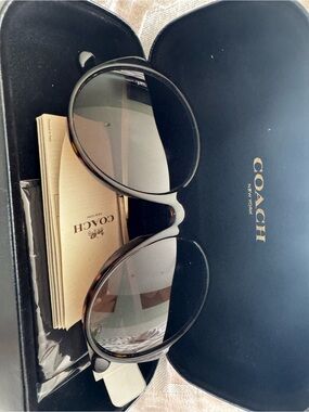 Coach Women’s Tortoise Shell Sunglasses with Brown Gradient Lenses